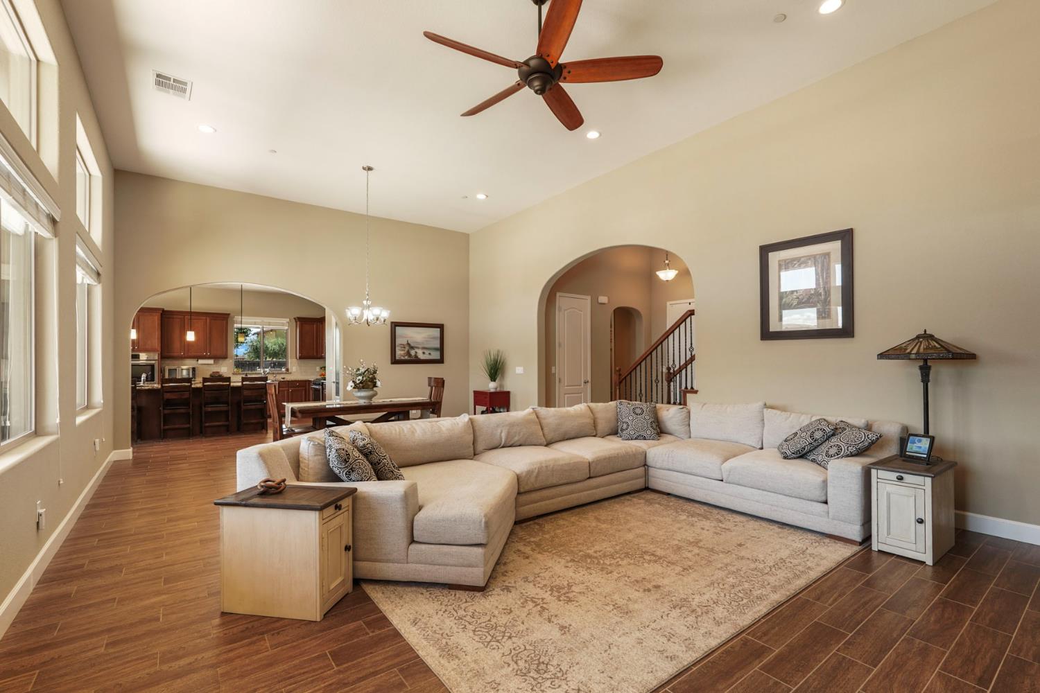 3670 Rapallo Way Manteca, CA 95337 - Photo 12 of 50