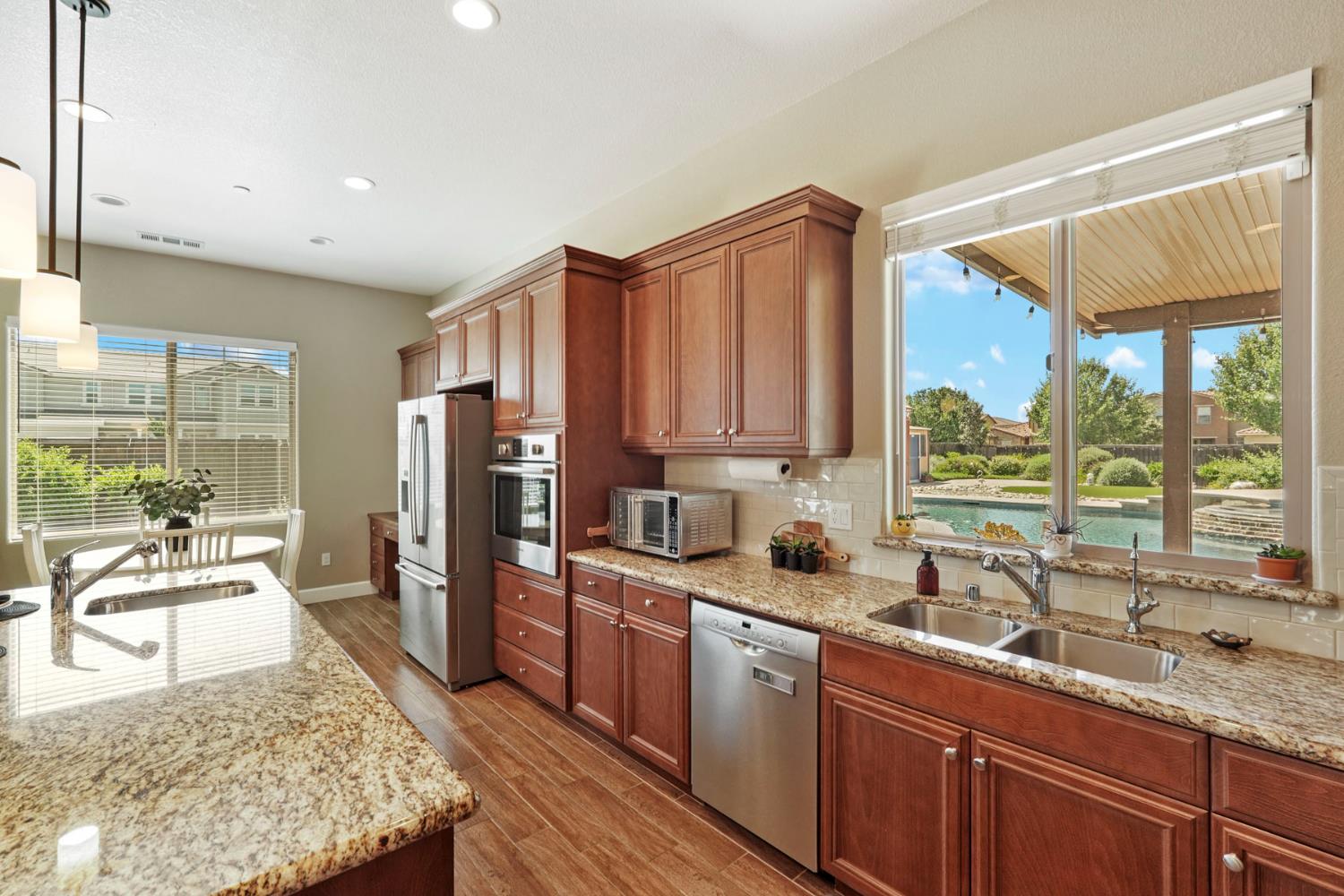 3670 Rapallo Way Manteca, CA 95337 - Photo 18 of 50