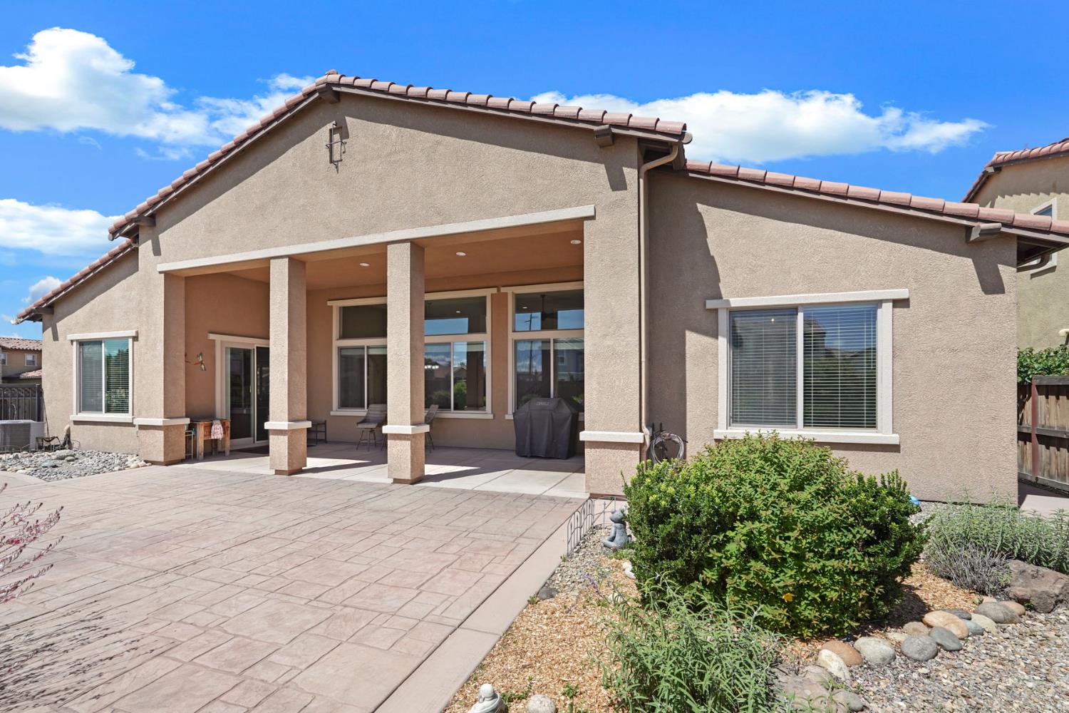 3670 Rapallo Way Manteca, CA 95337 - Photo 35 of 50