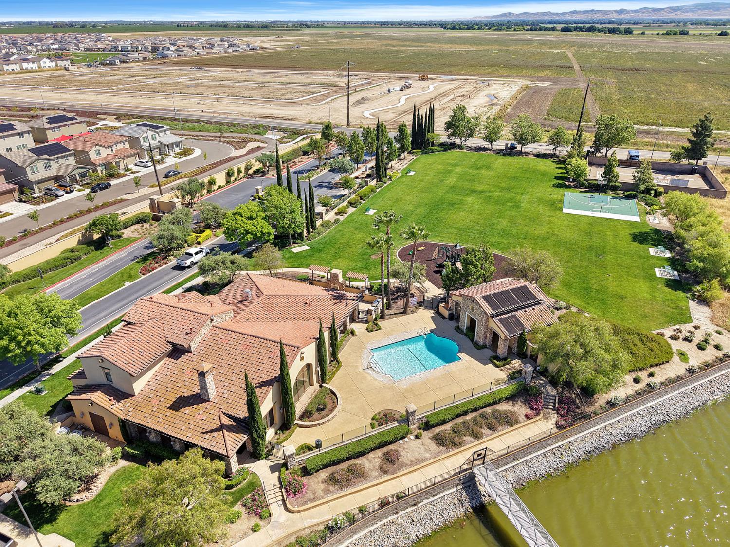 3670 Rapallo Way Manteca, CA 95337 - Photo 50 of 50 clubhouse
