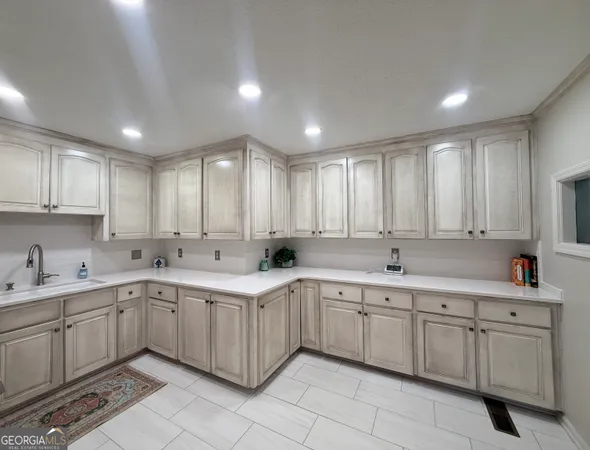 $316,900 | 556 East Flowers Drive, Blakely, GA 39823