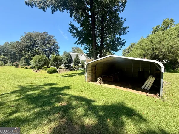 $316,900 | 556 East Flowers Drive, Blakely, GA 39823
