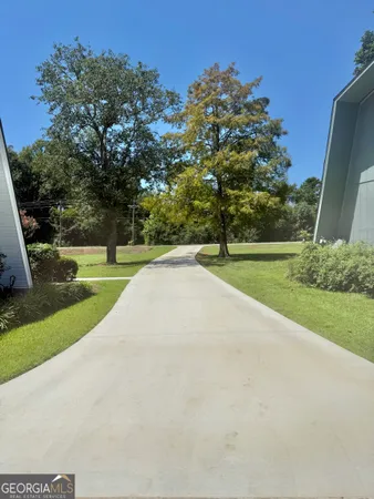 $316,900 | 556 East Flowers Drive, Blakely, GA 39823