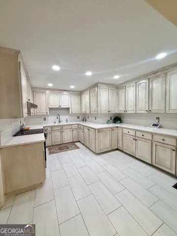 $324,900 | 556 East Flowers Drive, Blakely, GA 39823