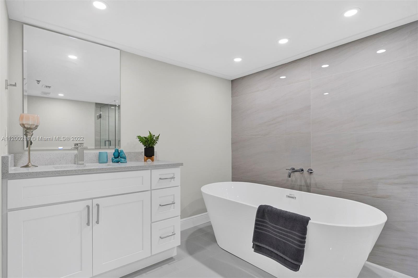 7209 Promenade Drive, Unit 202 Boca Raton, FL 33433 - Photo 14 of 34 Gallery Image 14