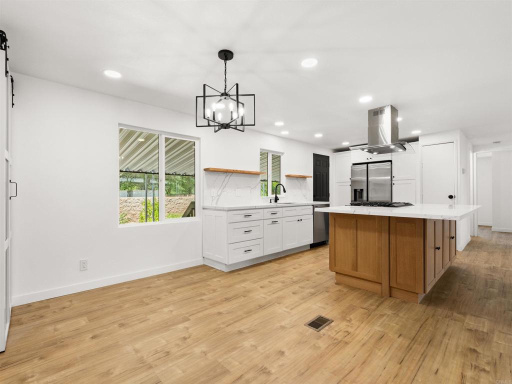 18218 Paradise Mountain Road, Unit 14 Valley Center, CA 92082 - Photo 14 of 49 Gallery Image 14