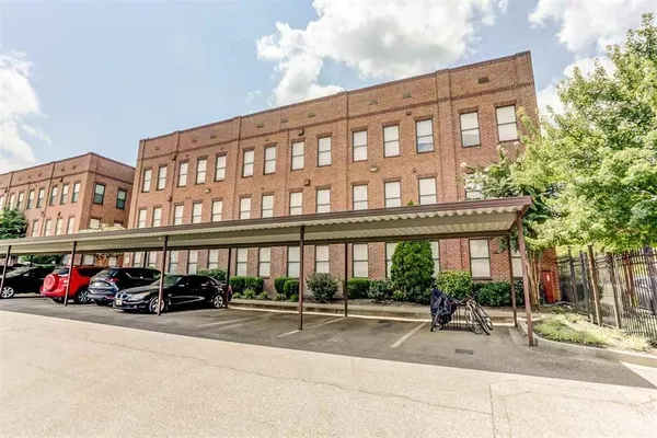 $199,900 | 721 Litty Court, Unit 201, Memphis, TN 38103