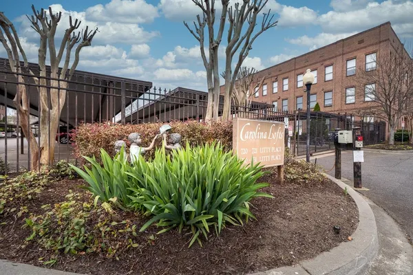 $199,900 | 721 Litty Court, Unit 201, Memphis, TN 38103