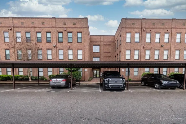 $199,900 | 721 Litty Court, Unit 201, Memphis, TN 38103