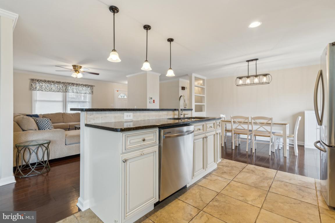 16491 Robledo Road Gainesville, VA 20155 - Photo 11 of 42 Gallery Image 11