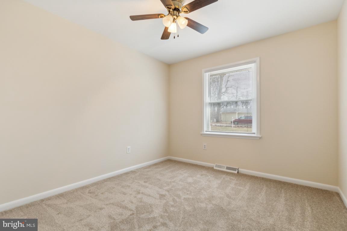 16491 Robledo Road Gainesville, VA 20155 - Photo 18 of 42 Gallery Image 18