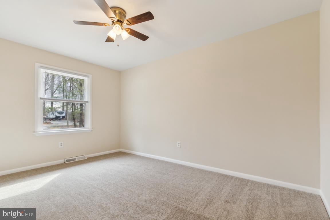 16491 Robledo Road Gainesville, VA 20155 - Photo 21 of 42 Gallery Image 21
