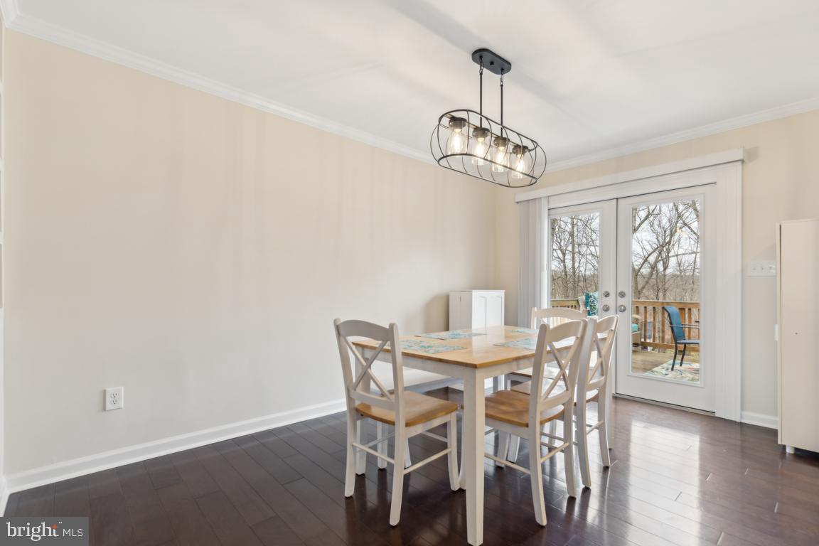 16491 Robledo Road Gainesville, VA 20155 - Photo 7 of 42 Gallery Image 7