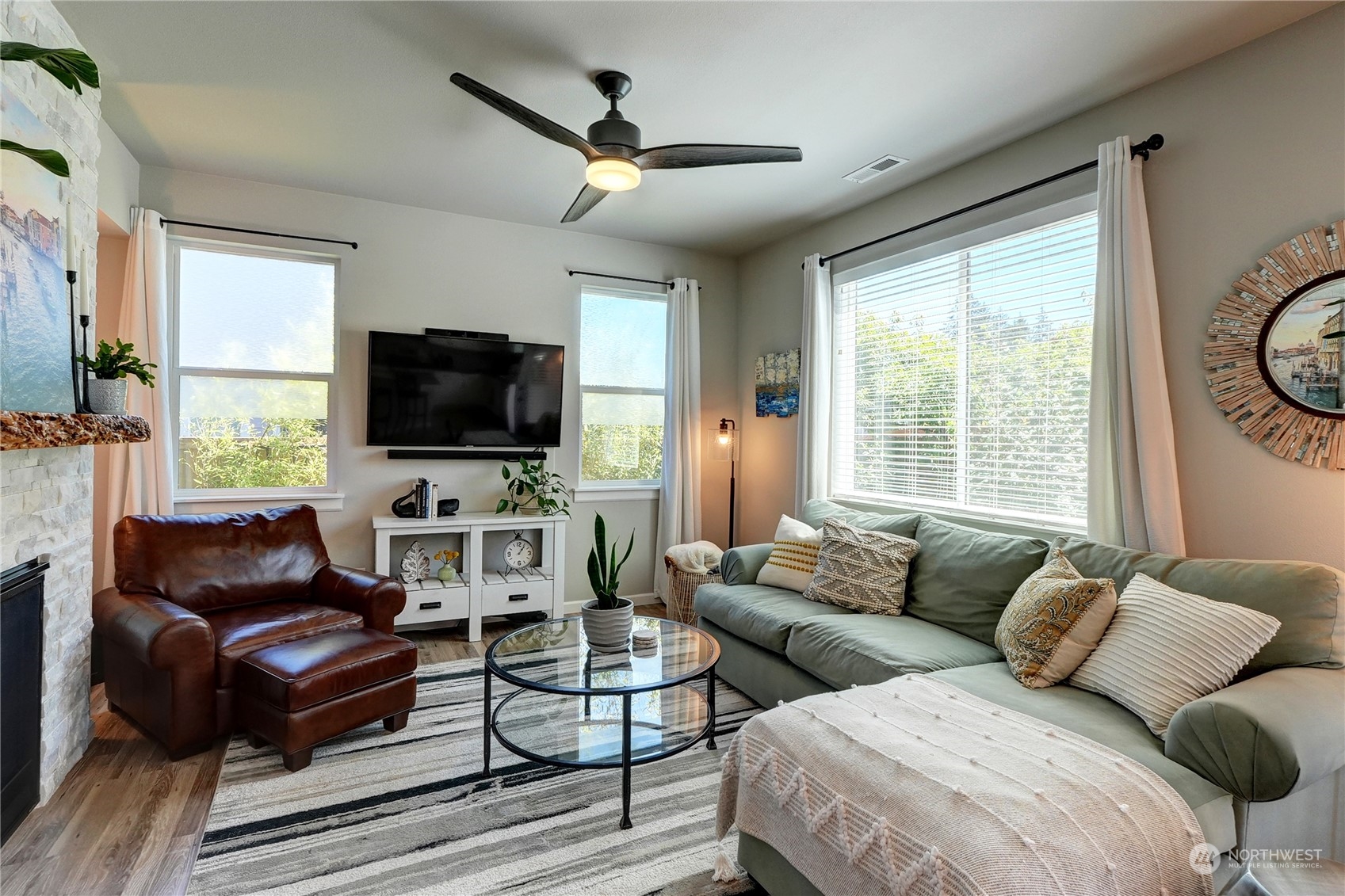 4307 Andasio Loop Southeast Port Orchard, WA 98366 - Photo 15 of 40 Gallery Image 15