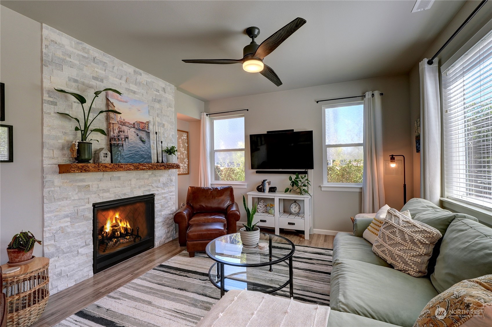 4307 Andasio Loop Southeast Port Orchard, WA 98366 - Photo 16 of 40 Gallery Image 16