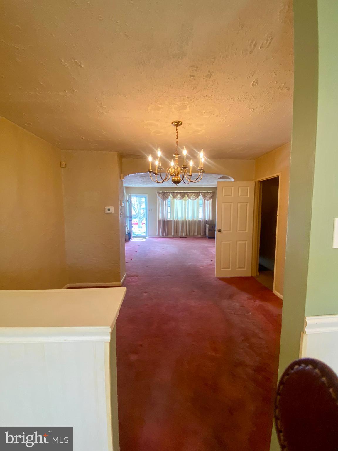 8662 Jackson Street Philadelphia, PA 19136 - Photo 4 of 20