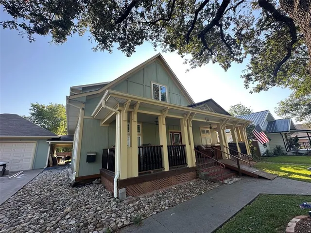 $230,000 | 1519 South Travis Street, Sherman, TX 75090