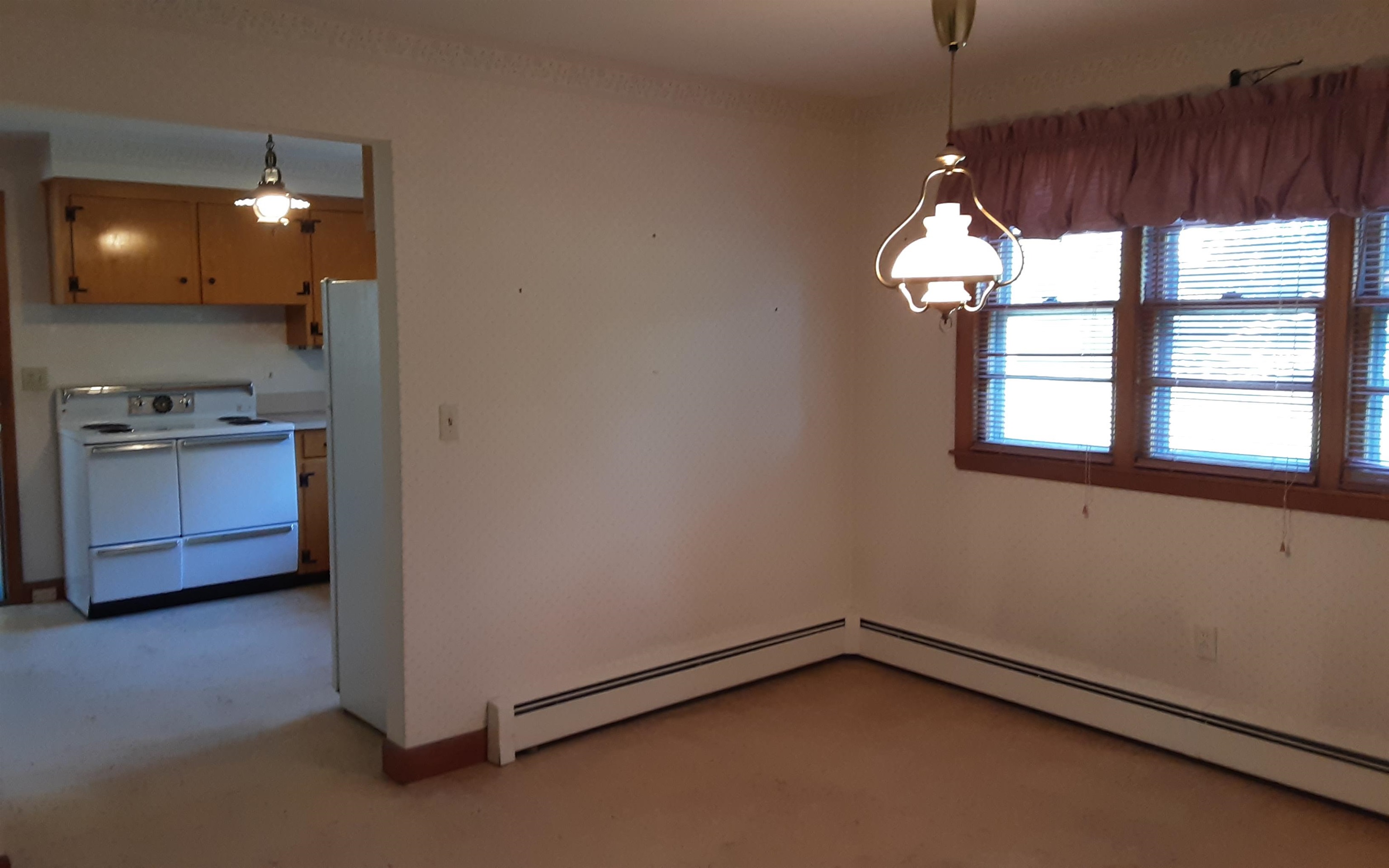 475 Mast Road Goffstown, NH 03045 - Photo 9 of 34