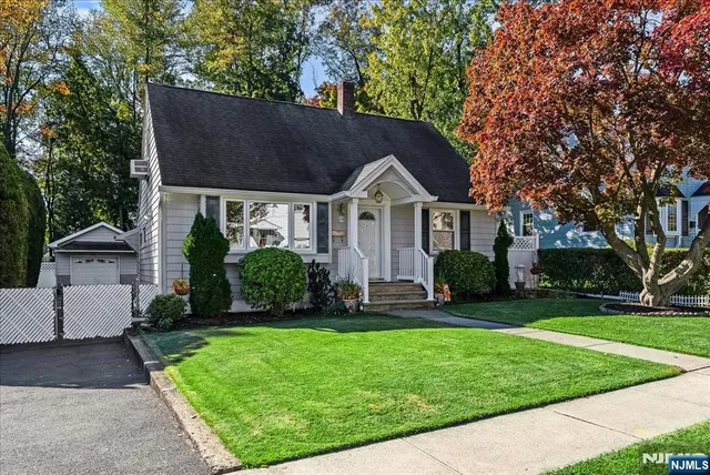 $625,000 | 29 Lynwood Road, Verona, NJ 07044