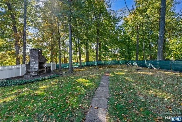 $625,000 | 29 Lynwood Road, Verona, NJ 07044