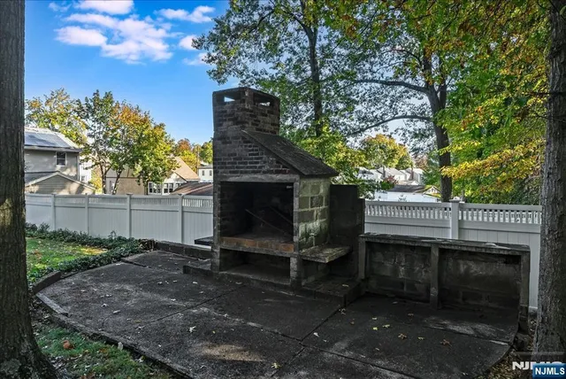 $625,000 | 29 Lynwood Road, Verona, NJ 07044