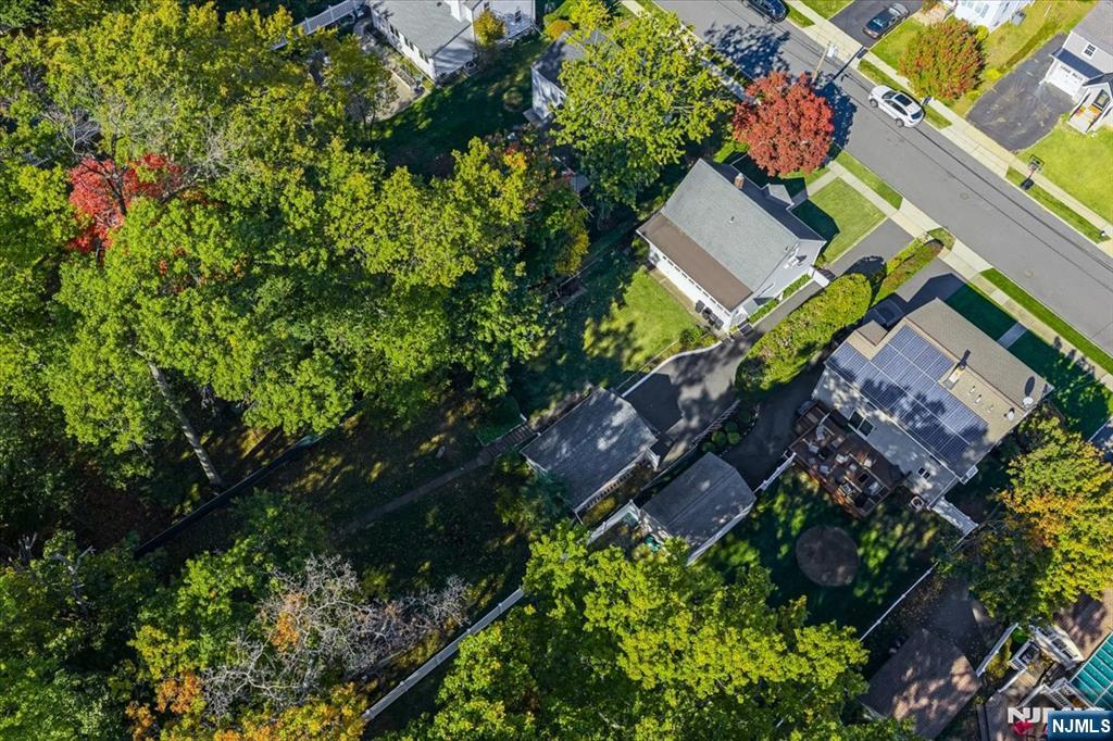 29 Lynwood Road Verona, NJ 07044 - Photo 34 of 39 an aerial view of house with yard