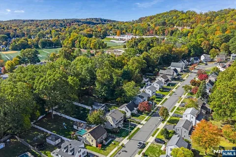 $625,000 | 29 Lynwood Road, Verona, NJ 07044