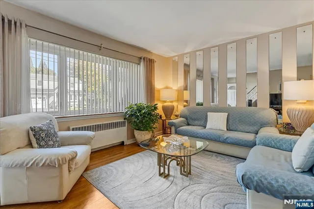 $625,000 | 29 Lynwood Road, Verona, NJ 07044