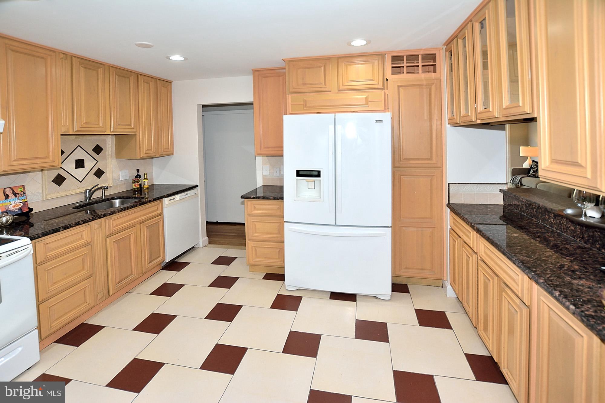 8115 Blairton Road Springfield, VA 22152 - Photo 14 of 29 Granite Counter Tops