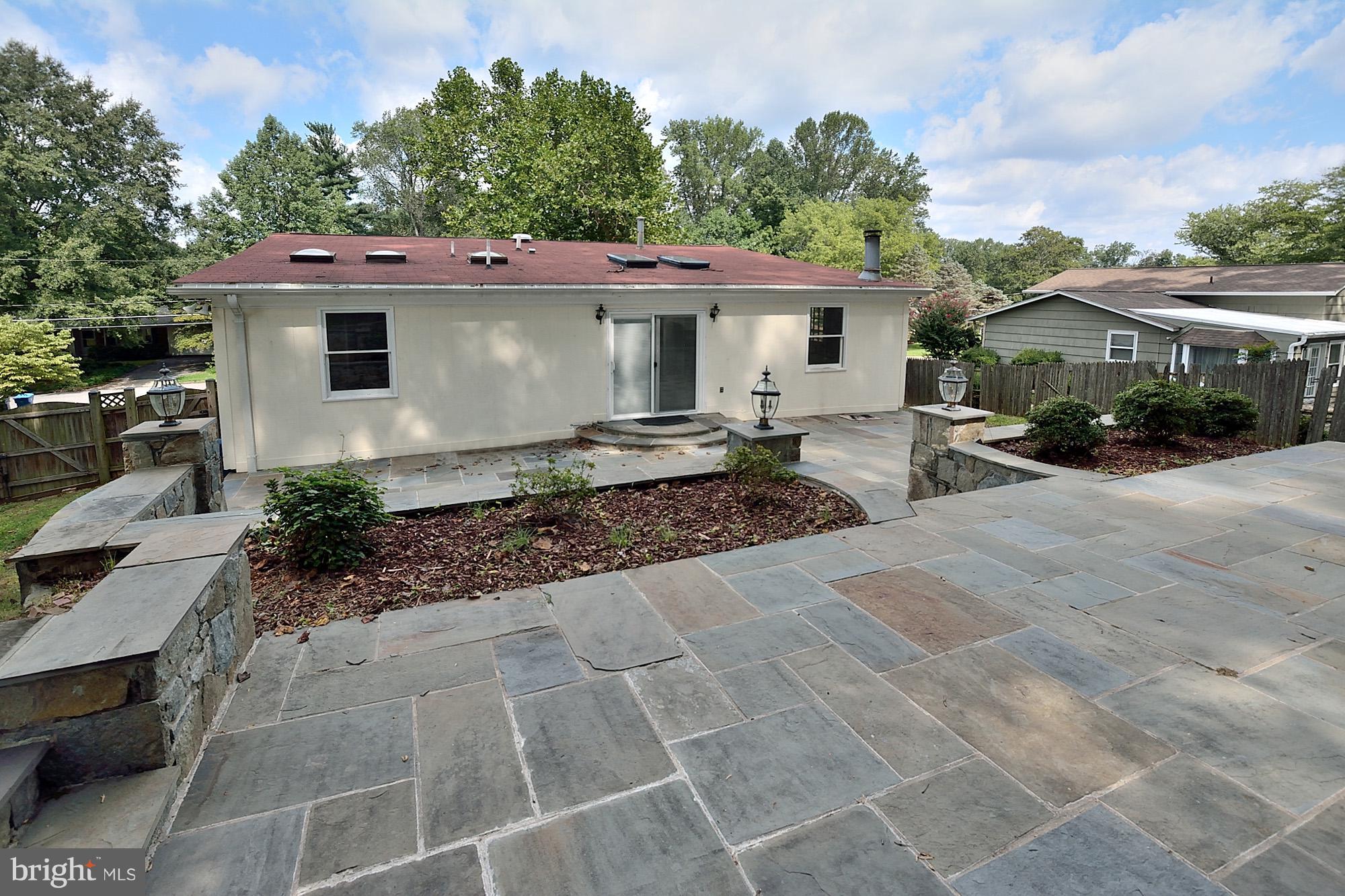 8115 Blairton Road Springfield, VA 22152 - Photo 28 of 29 And to Entertain...