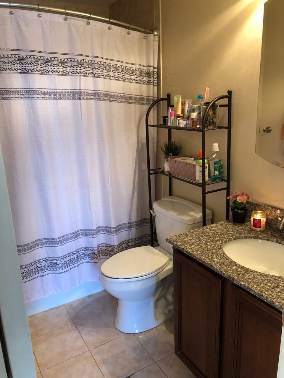 130 English Village Road, Unit 302 Manchester, NH 03102 - Photo 7 of 11