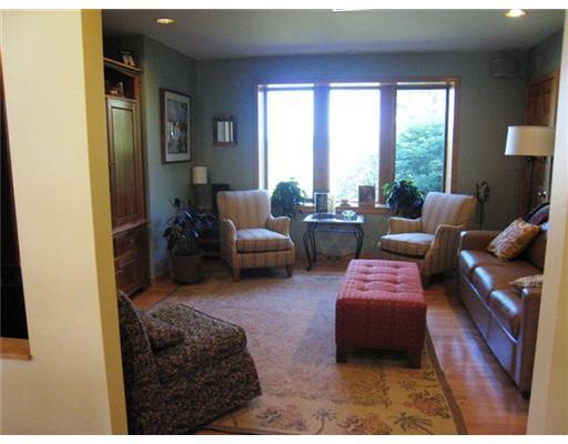 57 Ryder Road Yarmouth, ME 04096 - Photo 10 of 25 Living Room.
