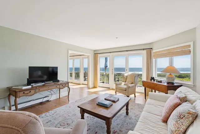 $1,950,000 | 7 Atlantic Drive, Unit 7, Scarborough, ME 04074