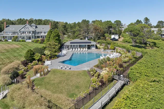 $1,950,000 | 7 Atlantic Drive, Unit 7, Scarborough, ME 04074