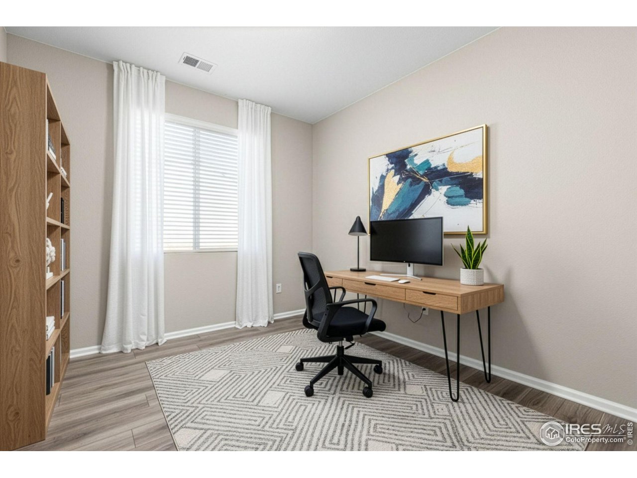 982 Blue Bell Road Berthoud, CO 80513 - Photo 13 of 32 Virtually staged to show potential use of space.