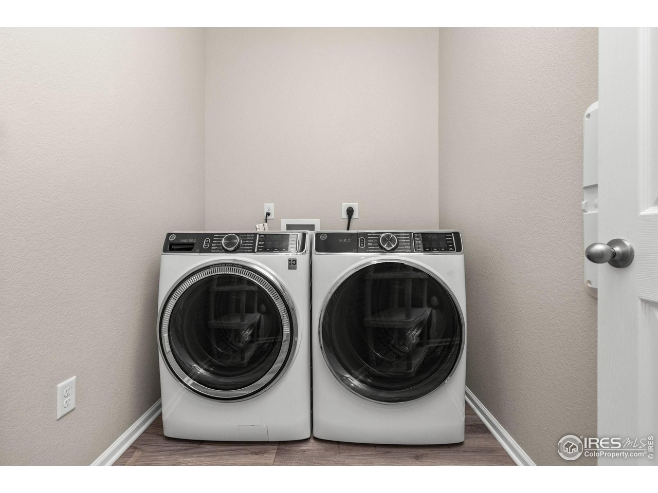 982 Blue Bell Road Berthoud, CO 80513 - Photo 15 of 32