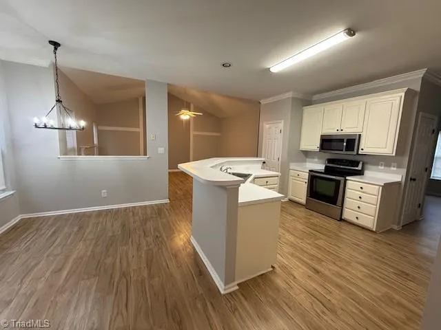 $2,200 | 4005 Queens Grant Road, Jamestown, NC 27282