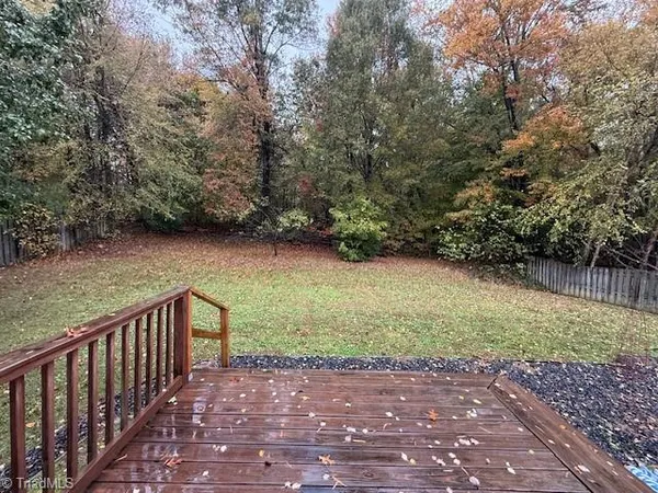 $1,995 | 4005 Queens Grant Road, Jamestown, NC 27282