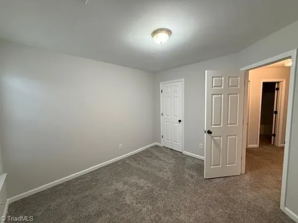 $1,995 | 4005 Queens Grant Road, Jamestown, NC 27282