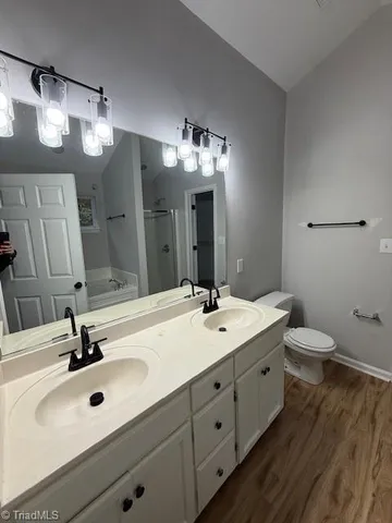 $2,200 | 4005 Queens Grant Road, Jamestown, NC 27282