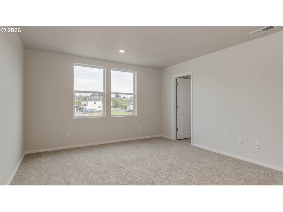 3703 Southwest 36th Street Gresham, OR 97080 - Photo 14 of 25