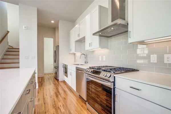 $2,700 | 2128 Ashby Street, Unit 705, Dallas, TX 75204