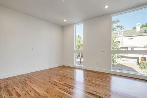 $2,700 | 2128 Ashby Street, Unit 705, Dallas, TX 75204