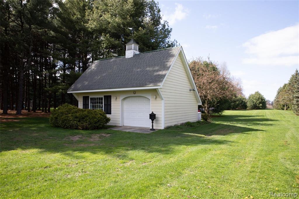 3072 West Newark Road Lapeer, MI 48446 - Photo 18 of 86
