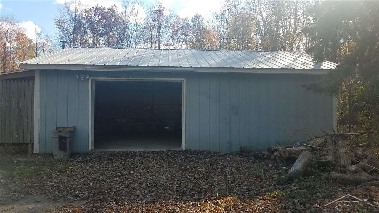 5835 Ormes Road Vassar, MI 48768 - Photo 23 of 27 31364144-22.JPG