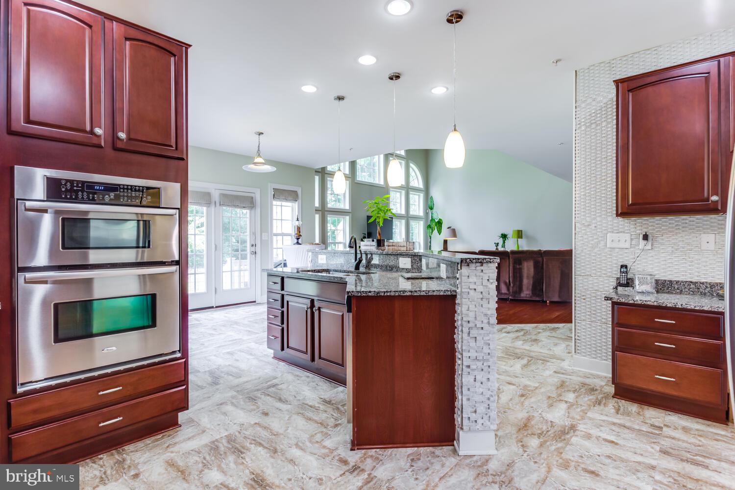 6402 Chatham Park Drive Brandywine, MD 20613 - Photo 21 of 100