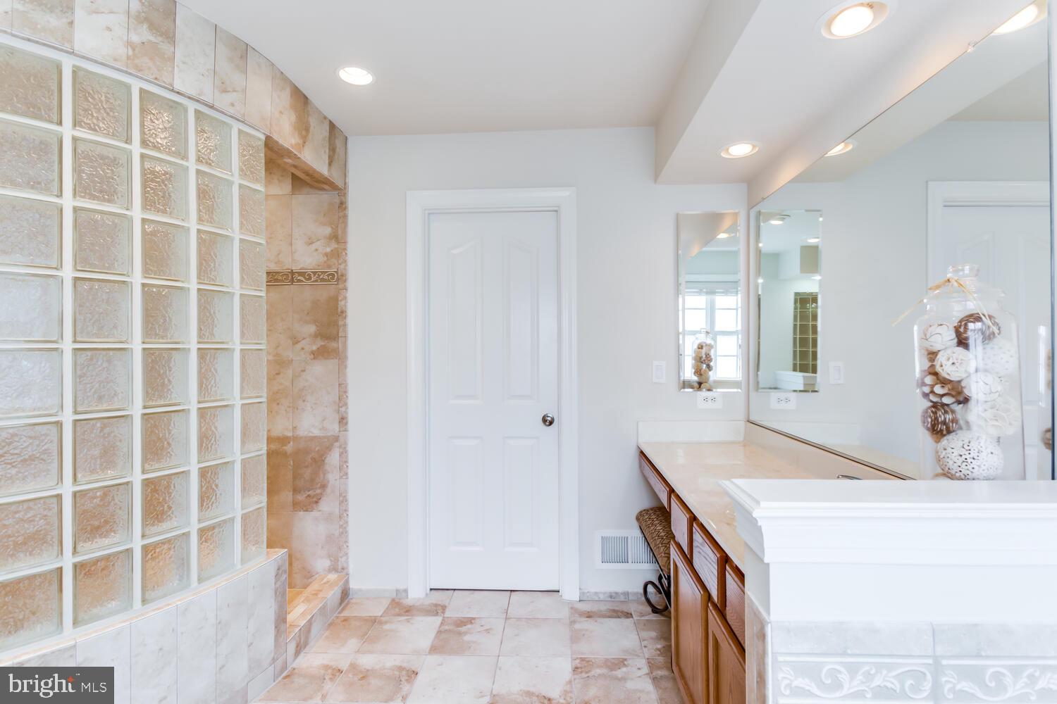 6402 Chatham Park Drive Brandywine, MD 20613 - Photo 78 of 100