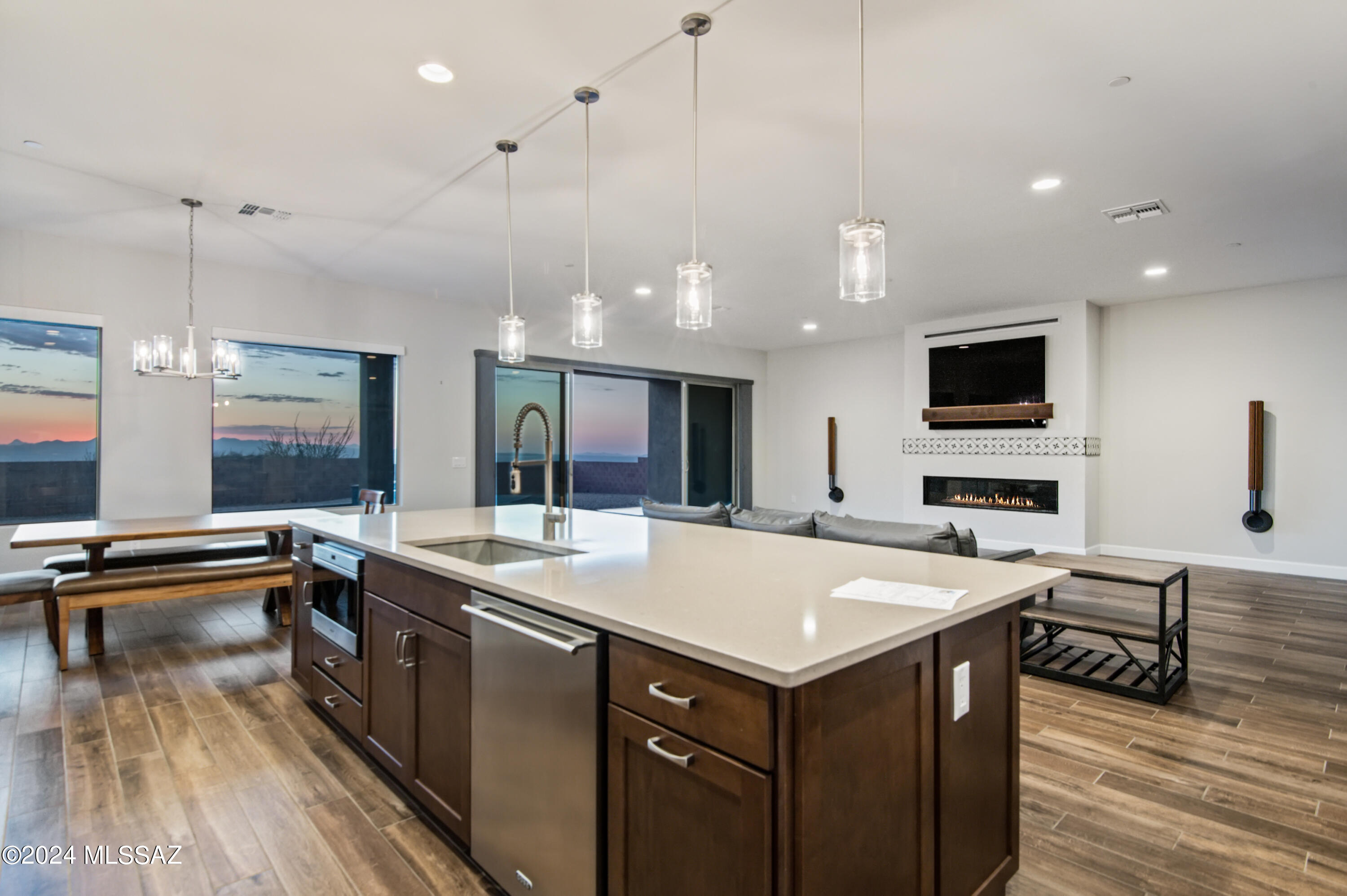 10556 East Ocotillo Rim Trail Vail, AZ 85641 - Photo 6 of 47 Gourmet Kitchen