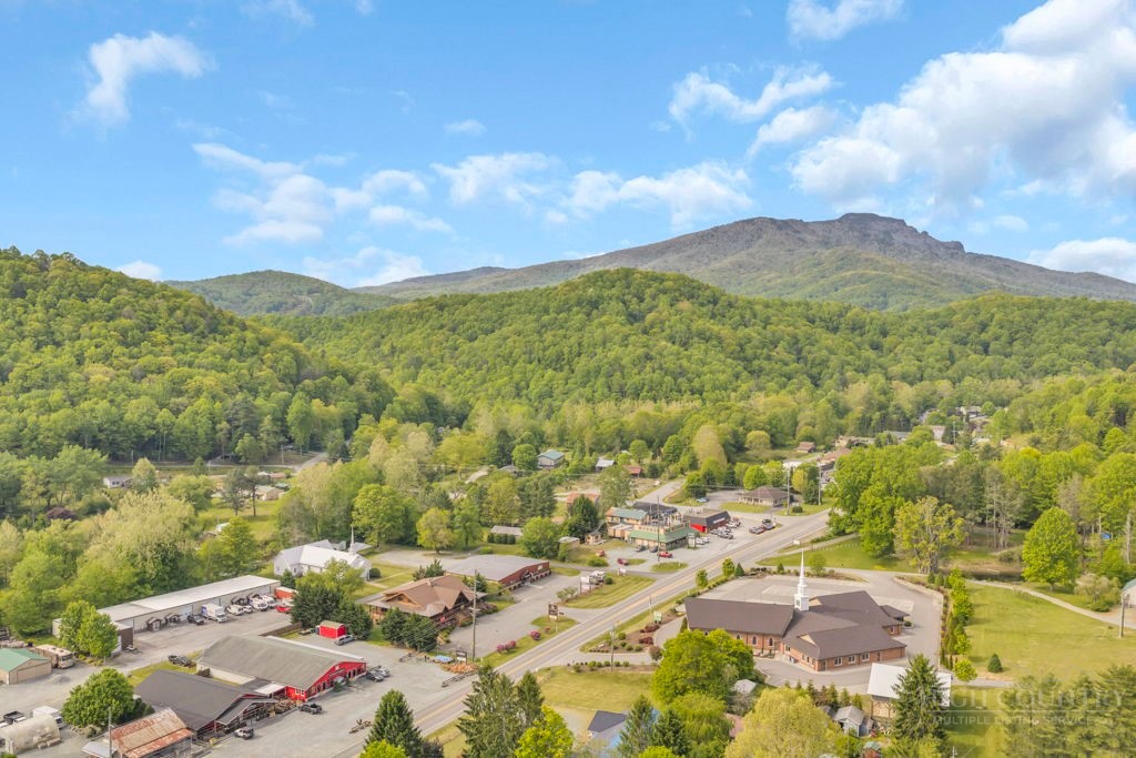 151 H O Aldridge Road Boone, NC 28607 - Photo 8 of 26
