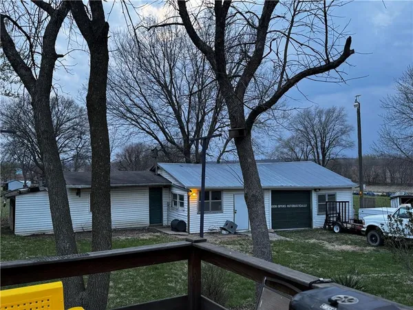 $184,500 | 710 North Caldwell Street, Burlington Junction, MO 64428
